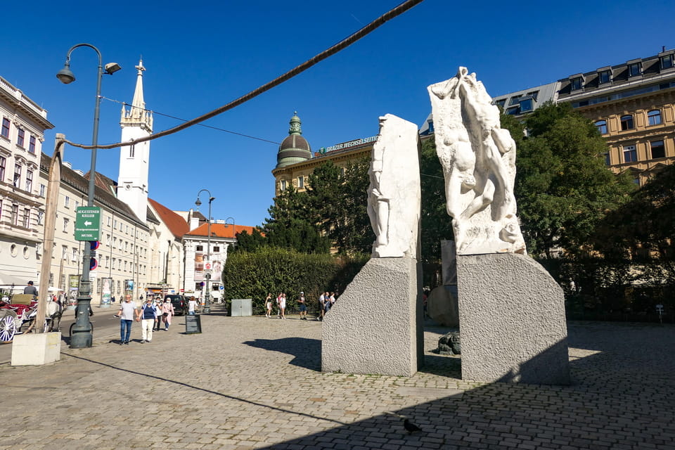 Mahnmal gegen Krieg und Faschismus Wien: How to get and opening hours