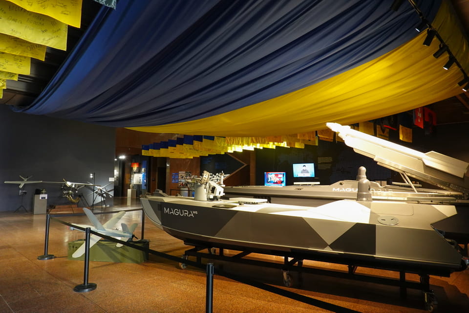 Exhibition units devoted to succesful Ukrainian attacks against russia