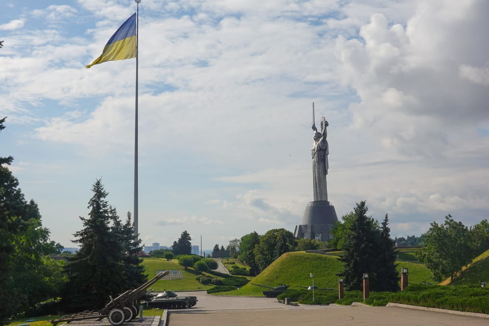 War Museum Kyiv: WW2 Memorial & Motherland Monument Guide