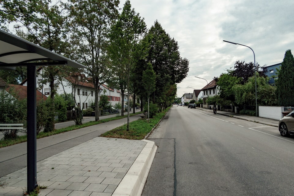 The Line of Death walking alley in Dachau today — most tourists bypass this route in favour of the bus, personal photo August 2018
