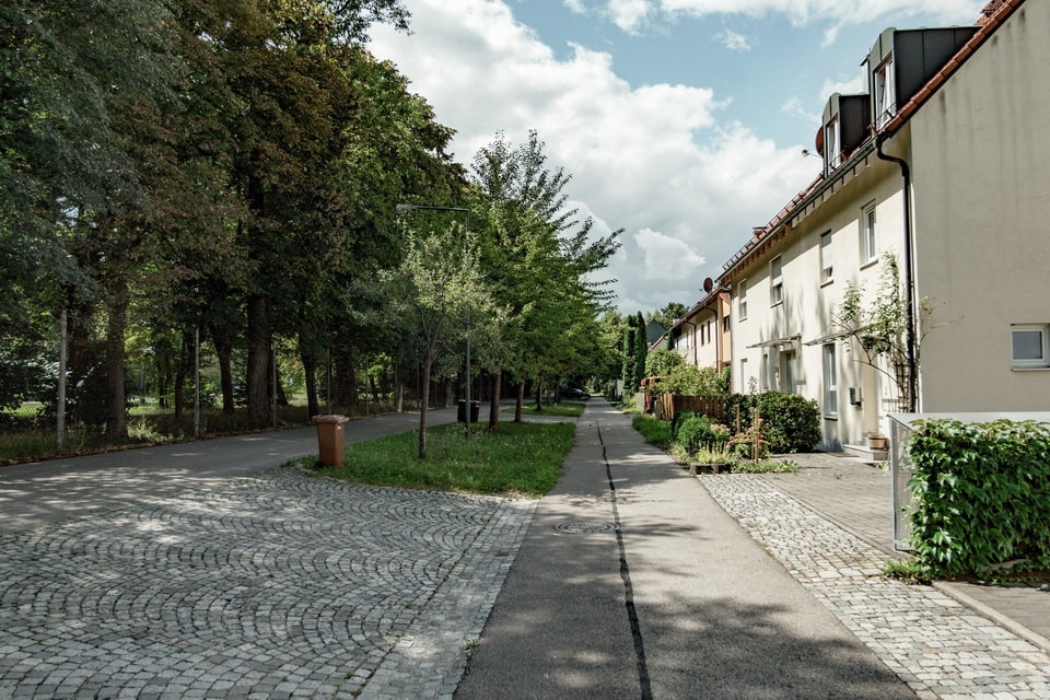 Residential houses on Friedensstraße in Dachau today — built next to the former Line of Death railway, where the death train rear wagons stood on April 28, 1945