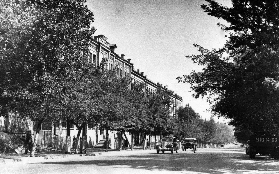 Melnikova Street