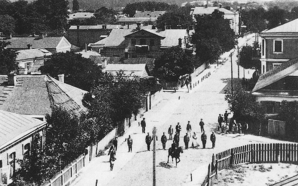 «Deutsche Straße» (German Street) in Rowno (Rivne), capital of Reichskommissariat Ukraine — the main street renamed under German occupation 1941–1944