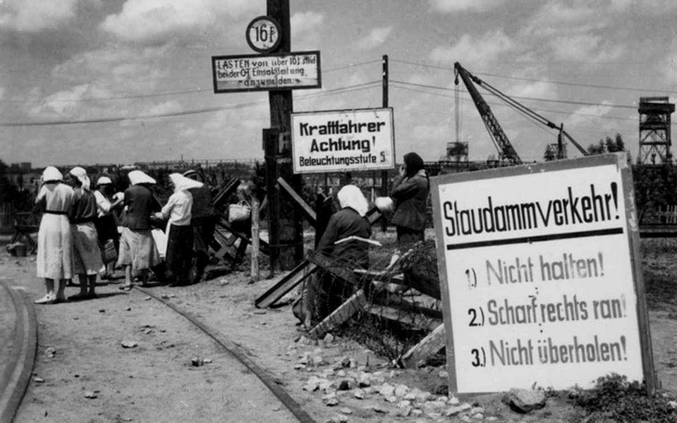German Wehrmacht road traffic instructions poster for occupied Ukraine, 1941–1943 — part of the administrative apparatus of Reichskommissariat Ukraine