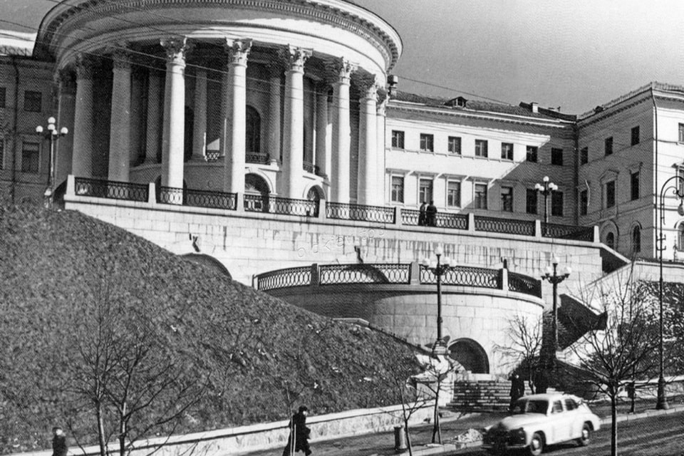 1958 Palace of Culture of Industrial Cooperation (October Palace)