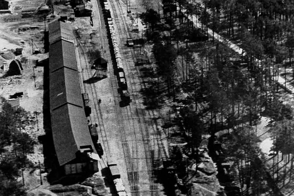 The Polish officers from the Kozelsk camp were taken to a remote siding at the Gnezdovo railway station