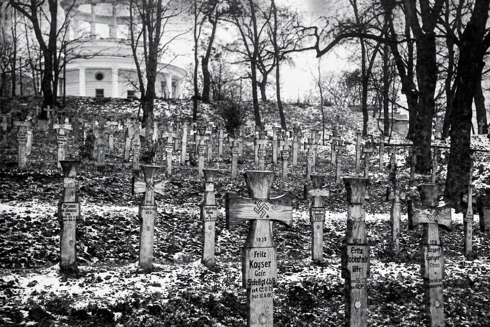 Cemetery of Wehrmacht heroes at Askold's grave, November 1943