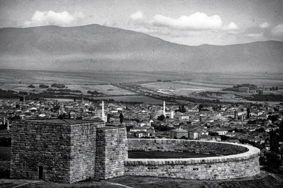 Postcard of the German military cemetery in Bitola, North Macedonia, 1931 — maintained by the Volksbund Deutsche Kriegsgräberfürsorge as a WWI Eastern Front burial site