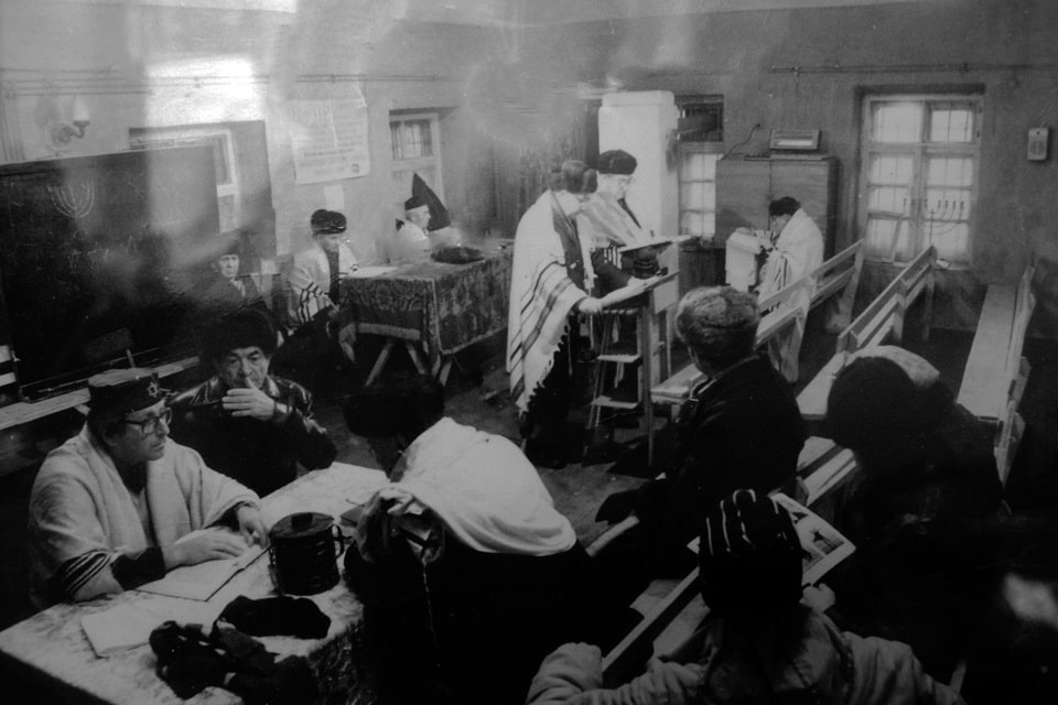 inside the only active synagogue in Dnipropetrovsk during the soviet era