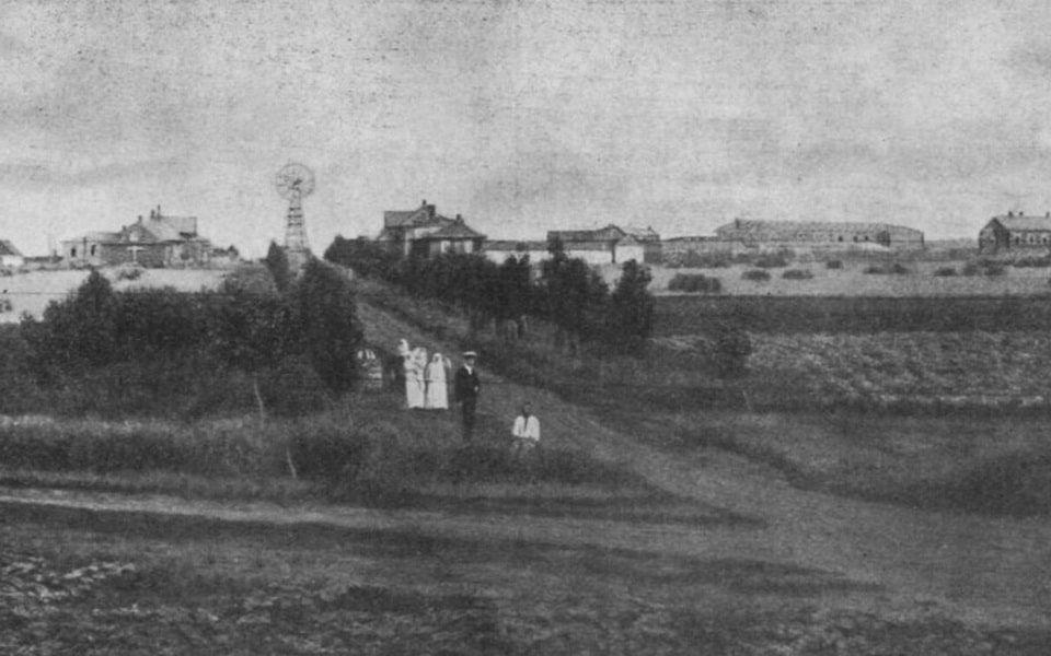 complex of the Igren Clinic in the 1910s