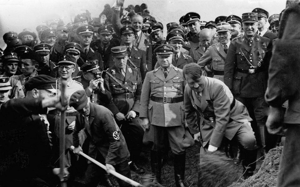Adolf Hitler performing the ceremonial groundbreaking for the Frankfurt Autobahn section at Stadtwald, September 23, 1933 — his first major visit to the city