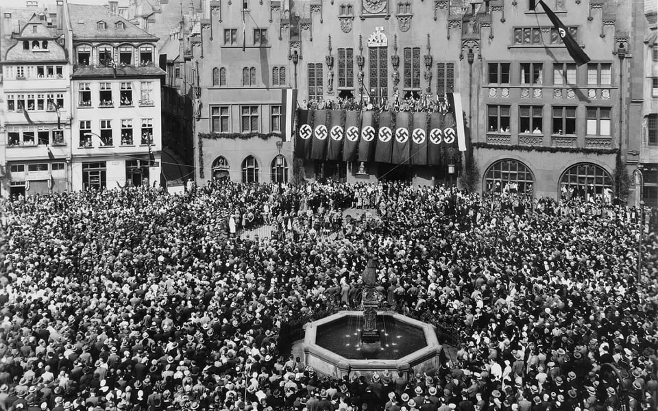 Shortly after the “seizure of power” Rally on the Römerberg on May 1, 1933, the “Day of National Work”