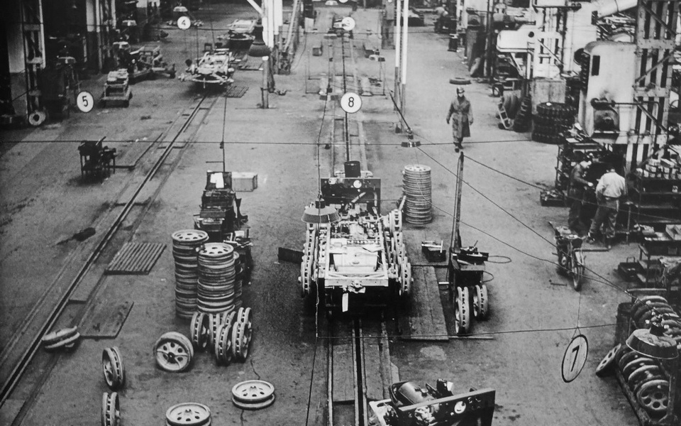 Workshop of the Adlerwerke Frankfurt (established 1880) captured by US troops, Spring 1945 — Jewish forced laborers from Adlerwerke were killed during death marches in March 1945