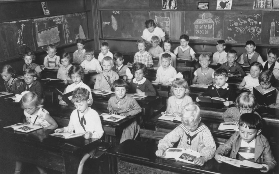 First grade pupils, both Jewish and non-Jewish, study in a classroom in a public school in Hamburg