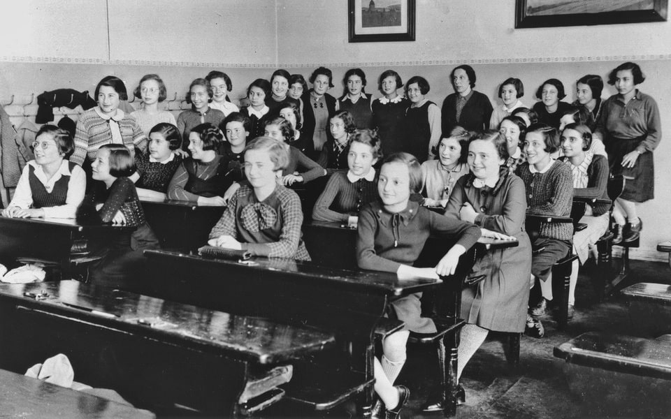 Jewish students in a classroom at the Philanthropin school in Frankfurt.
