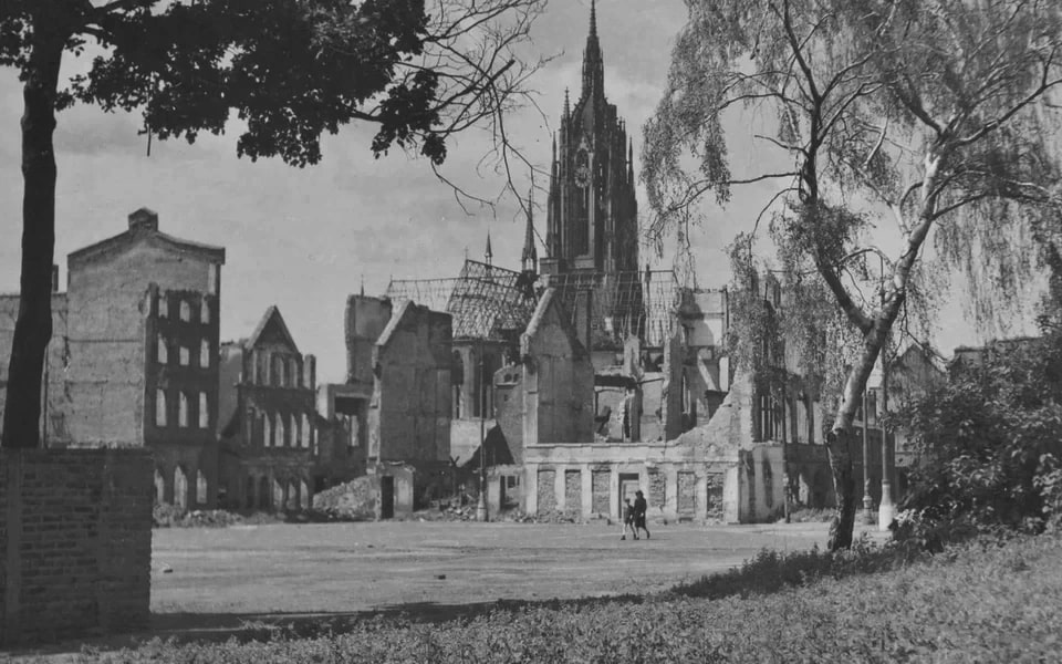 DESTROYED BUILDINGS ON BÖRNEPLATZ SEEN FROM THE OLD JEWISH CEMETERY June 1946