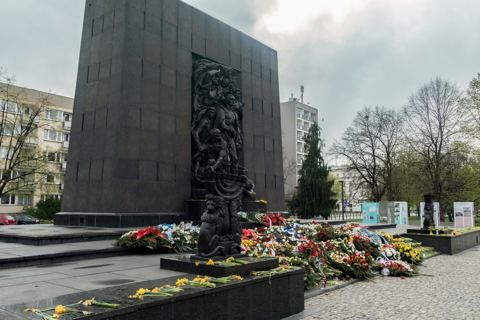 Monument to the Ghetto Heroes
