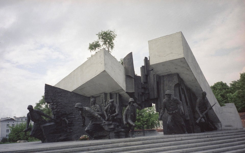 1996 , Pomnik Powstania Warszawskiego.