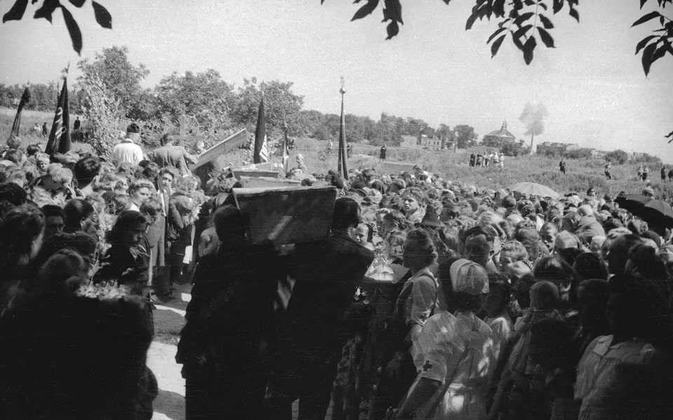 August 6, 1946 , Ceremony of burial of the ashes of the insurgents and victims of the Wola Massacre