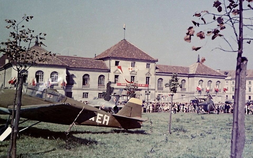 1957 , Exhibition of aviation equipment in front of the Warsaw Arsenal,