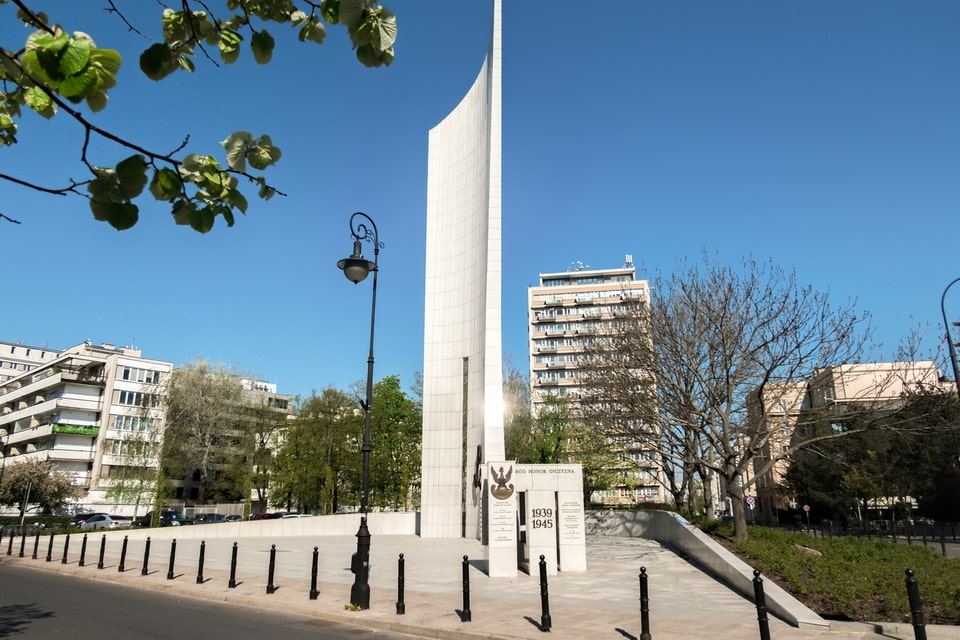 MEMORIAL TO THE POLISH UNDERGROUND STATE POLSKIEGO PAŃSTWA PODZIEMNEGO