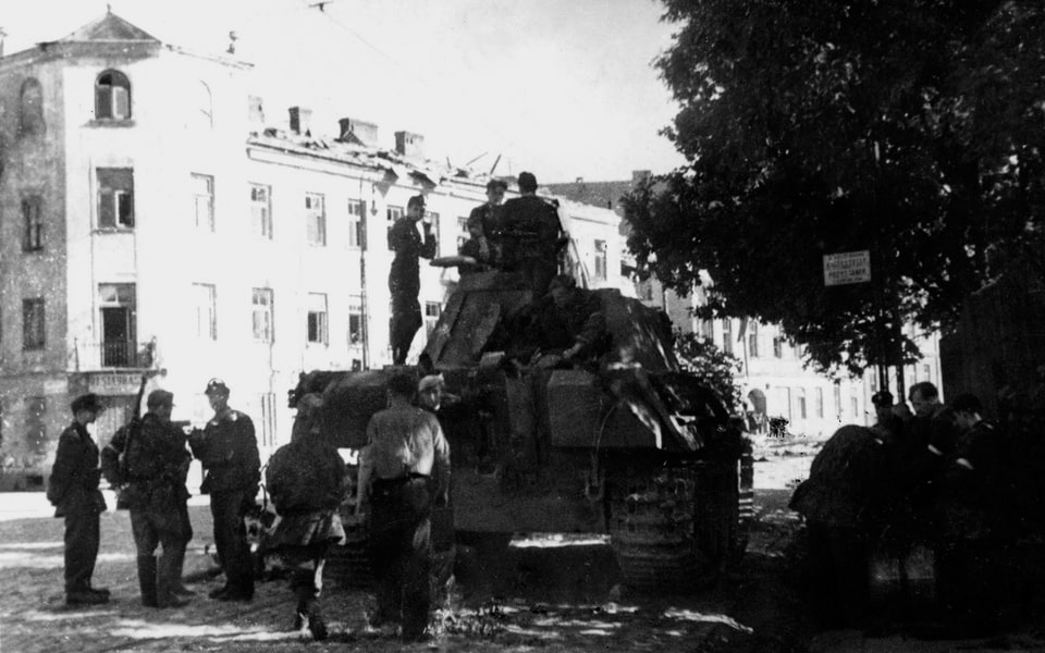 Captured German Panther tank used by AK Battalion Zośka — Warsaw Uprising 1944 archive photo