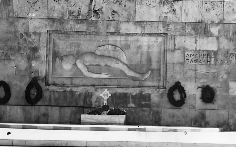 tomb of the unknown soldier 1945