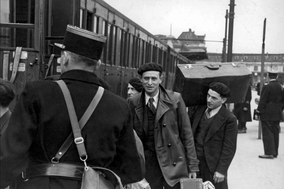 Paris, France, Deportation of 3, 600 foreign Jews, 14.05.1941