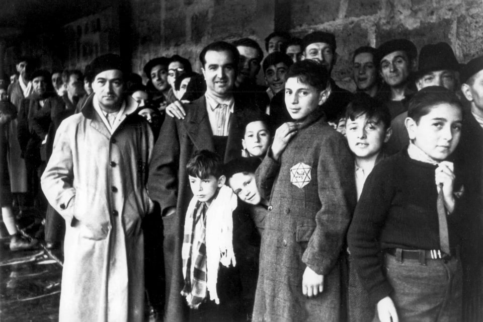 Drancy, France, French Jews and their children, 03.12.1942