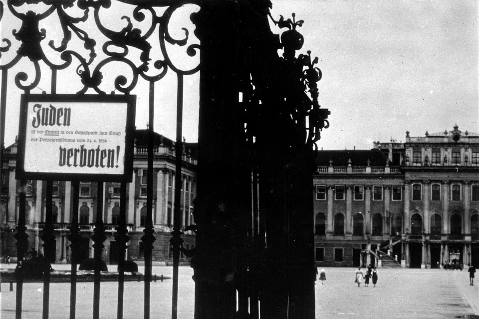 Vienna, Austria, The Schoenbrunn castle with an antisemitic sign readin Jews are prohibited to enter the castle garden, 1938
