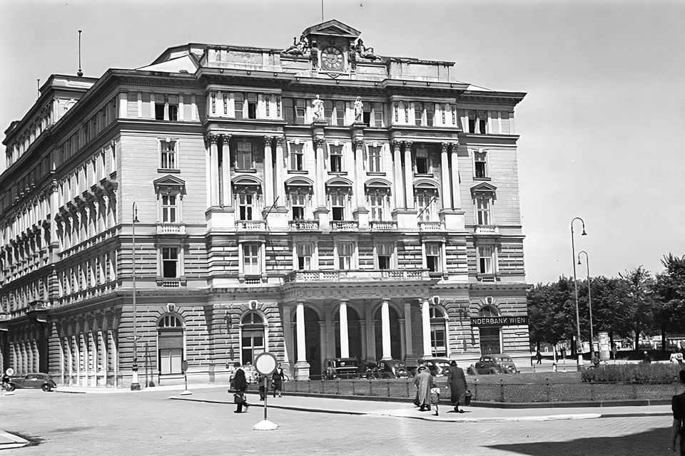 Gestapo headquarters Hotel Metropole in the1930s