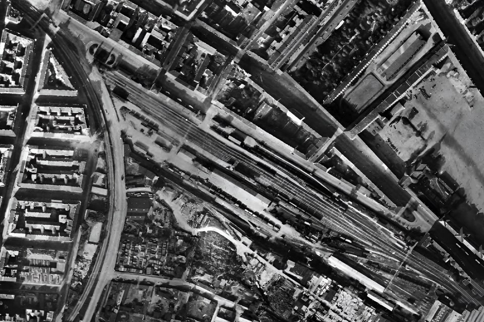 Aerial photo of Aspangbahnhof Vienna-Landstraße 1938-Picsart-AiImageEnhancer