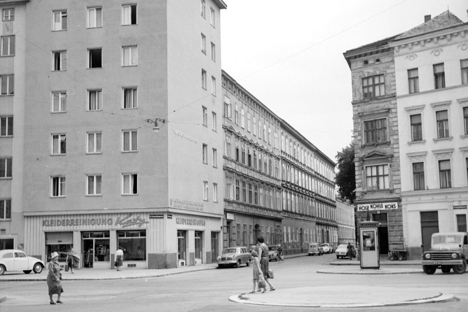 Malzgasse 7 collection point in 1963
