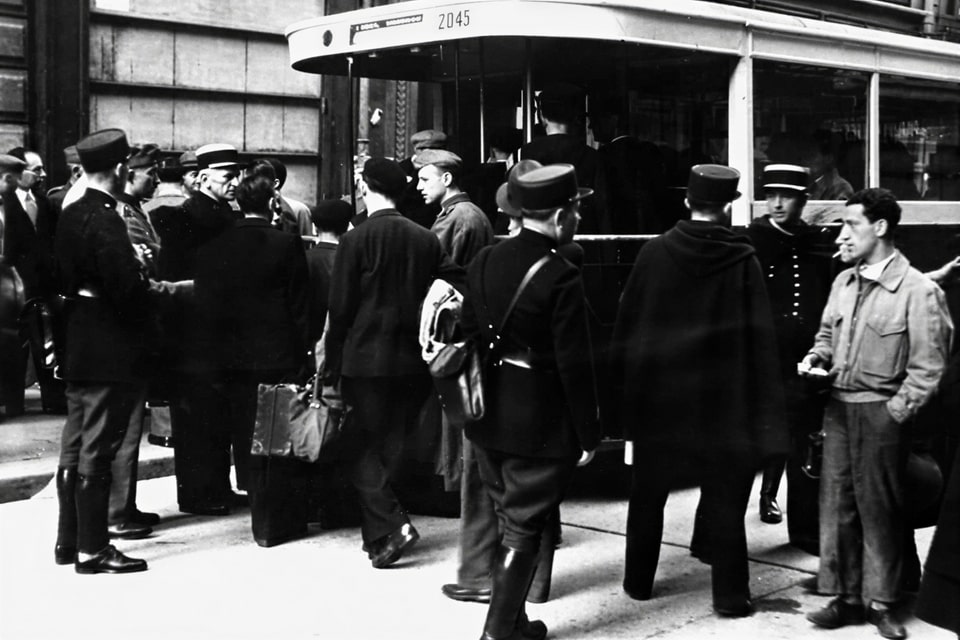 Jews are arrested in Paris. August 1941