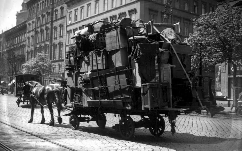 Budapest, Hungary, Removal of possessions of Jews to the ghetto