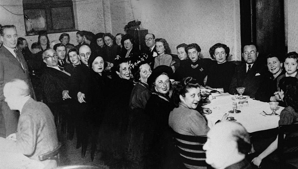 Postwar reunion of Hungarian Jewish survivors in Budapest 1946-